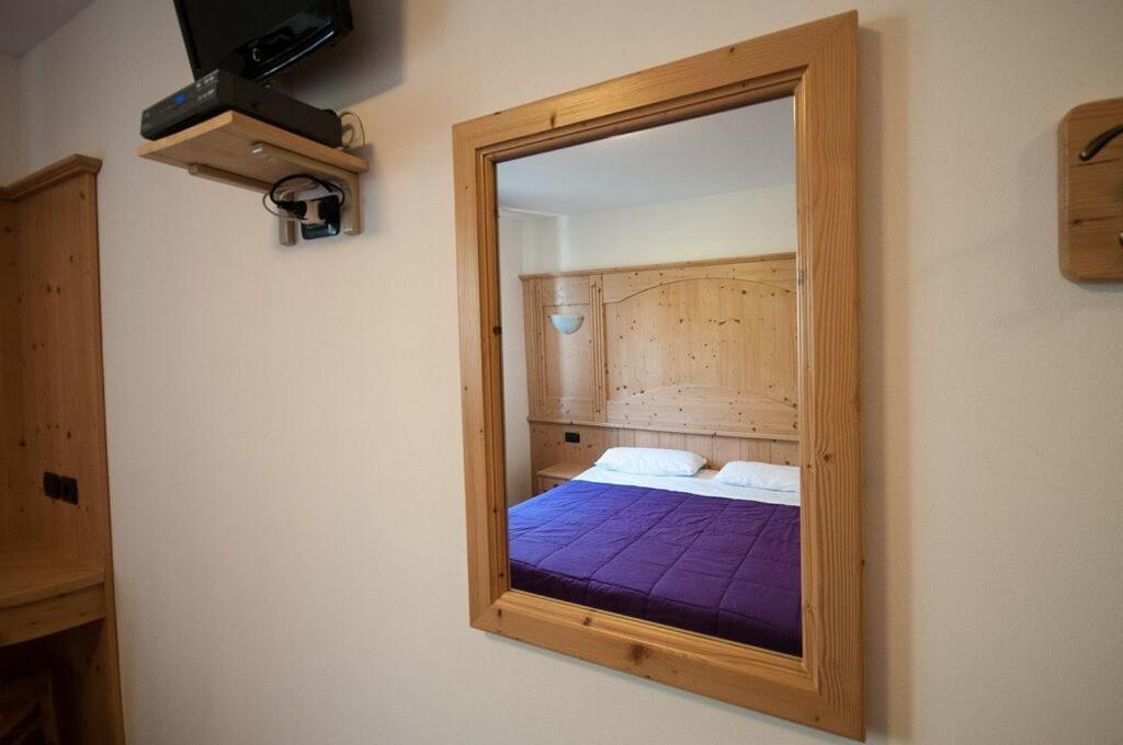 B&B Ledro AFFITTACAMERE Mezzolago Habitación foto