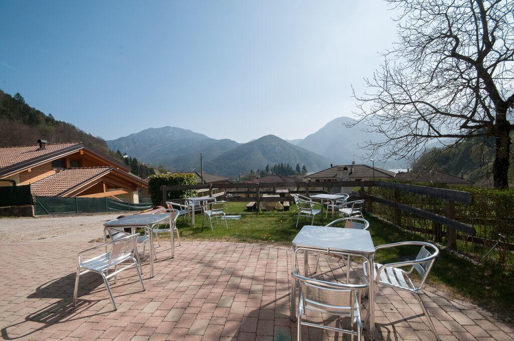B&B Ledro AFFITTACAMERE Mezzolago Exterior foto